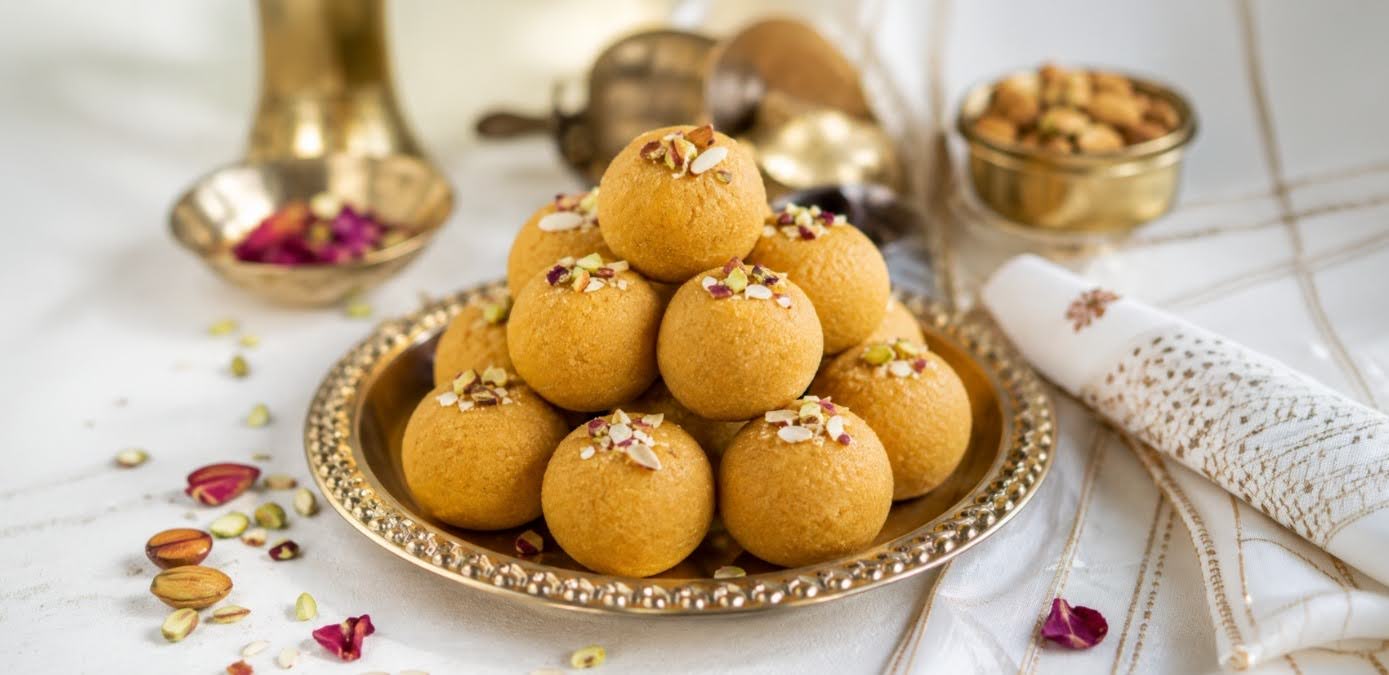 Besan Ladoo Recipe – Soft, Grainy-Free & Easy (Rakhi)